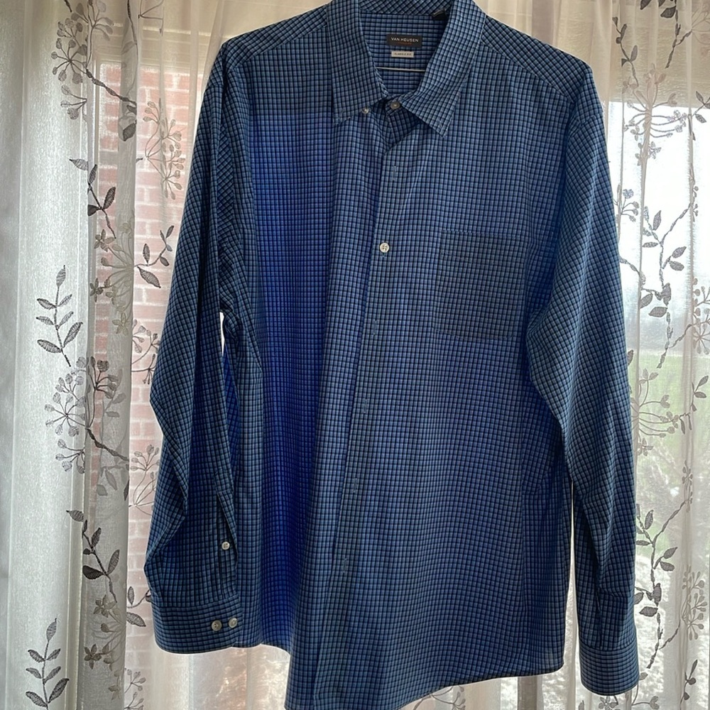 Van Heusen Button Down Shirt - Men’s